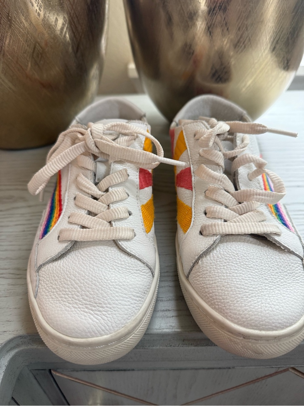 Soludos Ibiza White Leather Low-Top Sneakers with Rainbow Stripe and Sunburst - Picture 6 of 7